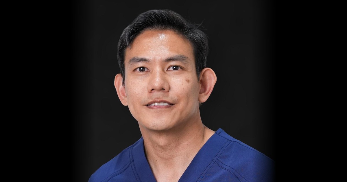 Dr Lester Tan Teong Jin, senior consultant orthopaedic surgeon at Oxford Orthopaedics
