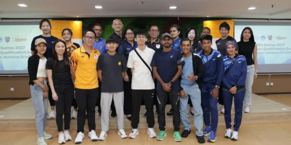 Malaysian marathoners and officials at the SEA Games 2027 marathon qualification briefing
