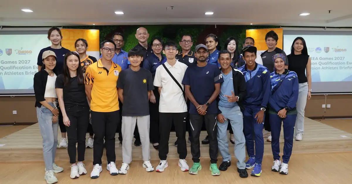 Malaysian marathoners and officials at the SEA Games 2027 marathon qualification briefing